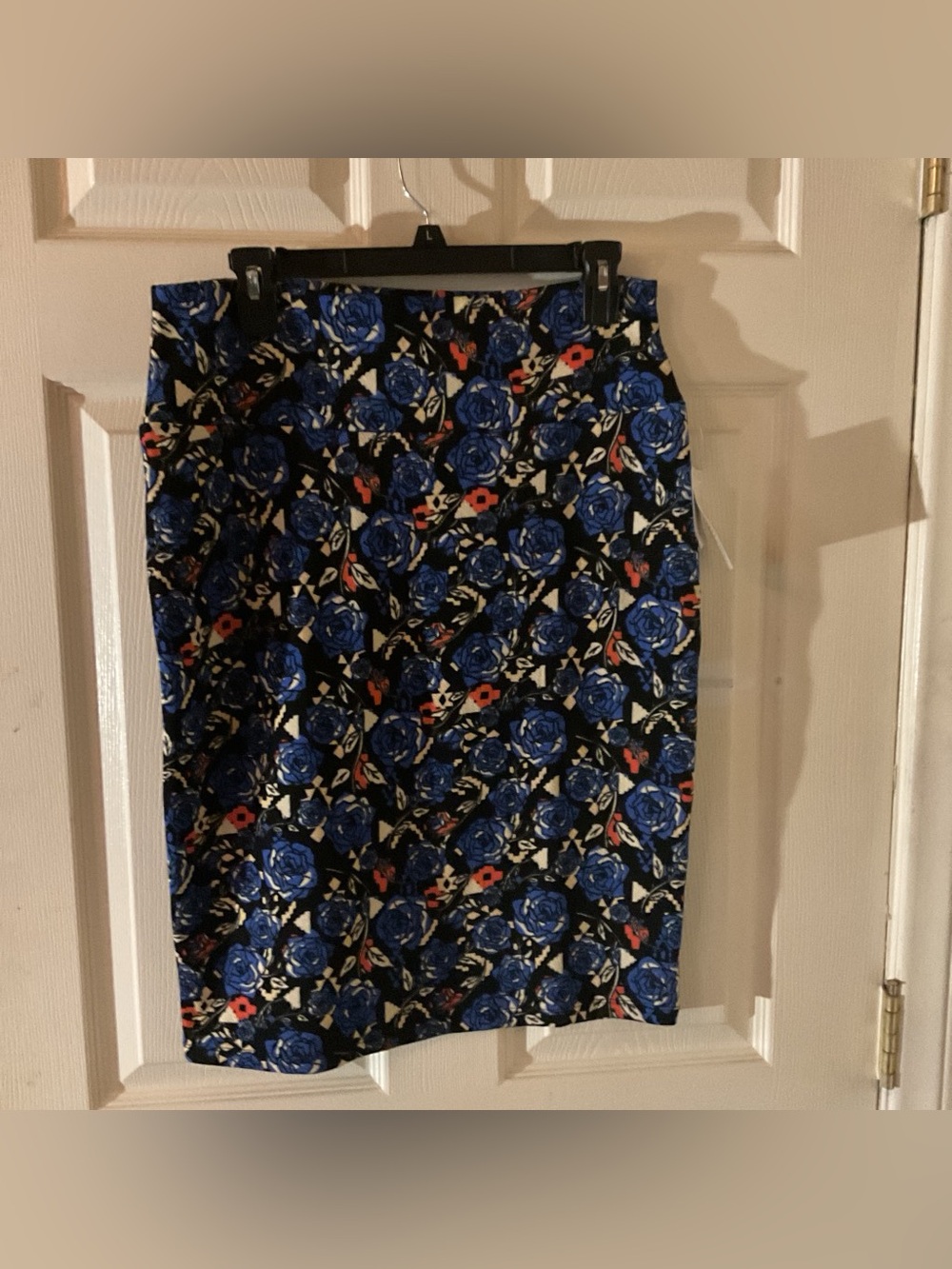 Lularoe Floral Pencil Skirt - Blue Floral size Large